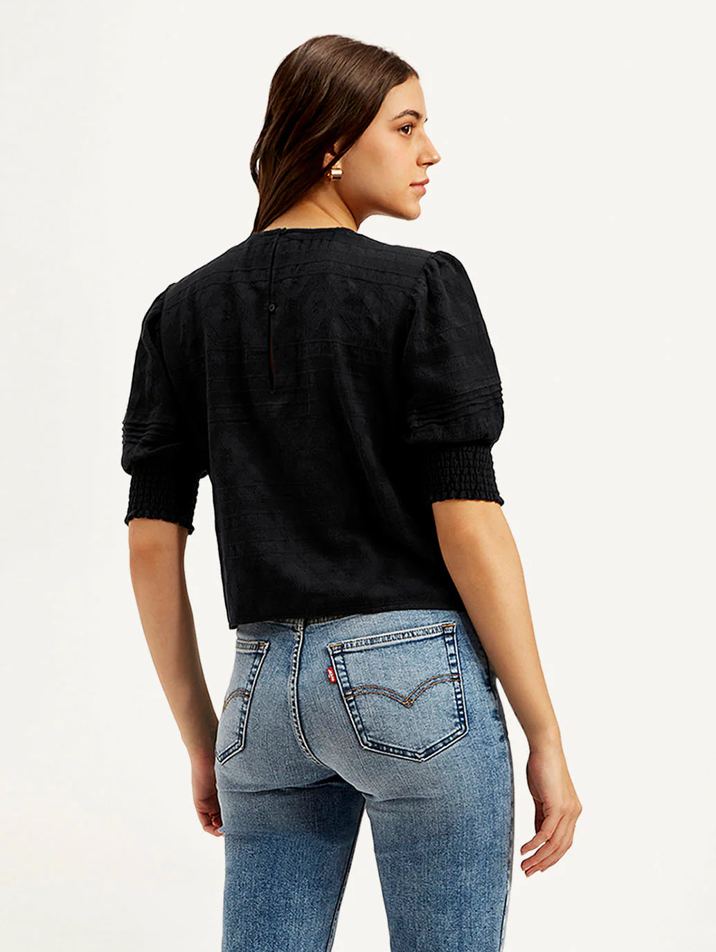 Minimalist Women’s Round Neck Top in Black with Subtle Textured Pattern