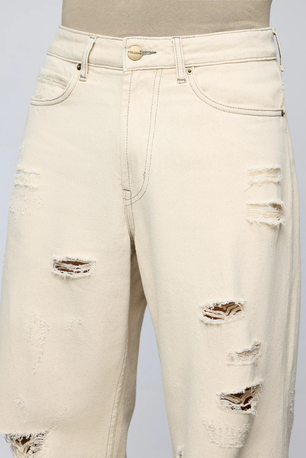 Classic Baggy Straight Jeans for Men Ecru Distressed Style