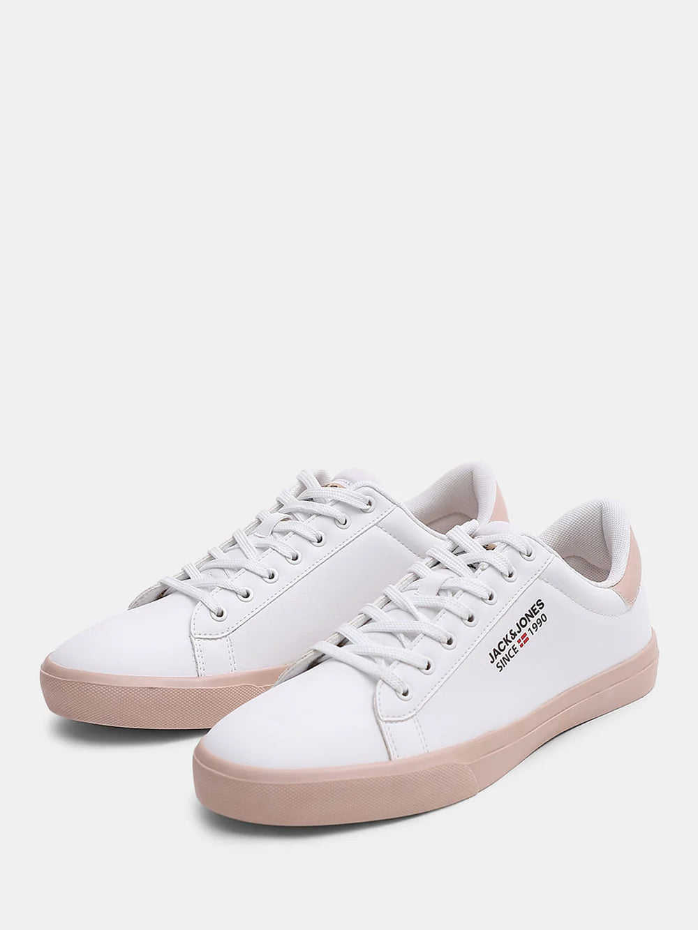 Sleek White PU Casual Sneakers for Casual Outings and Urban Fashion