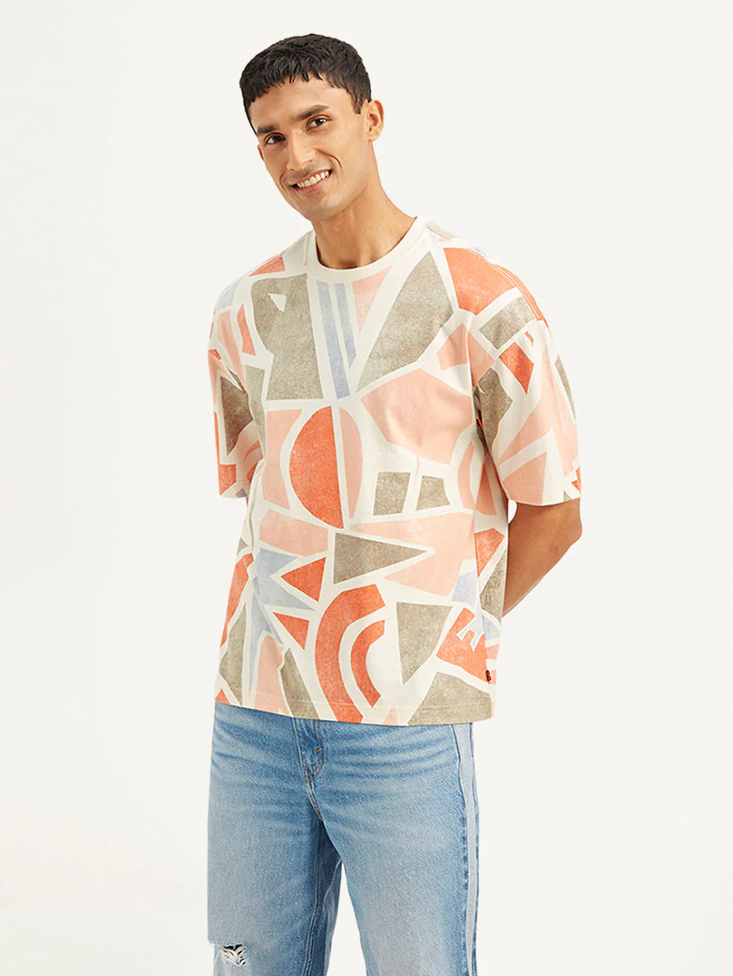 Street Fashion Loose Fit Cotton T-Shirt for Men with Bold Graphic Print