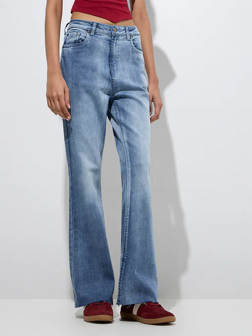 Casual Women’s Blue Faded Bootcut Mid Rise Jeans Trendy and Perfect for Street Fashion