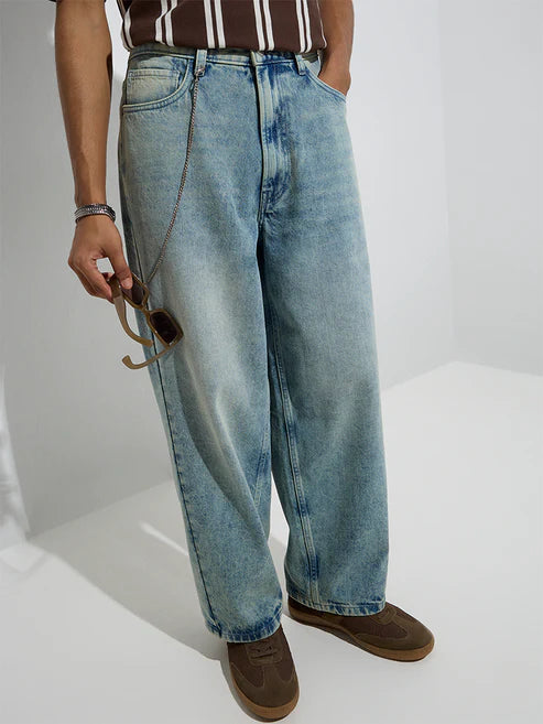 Loose Fit Light Blue Washed Jeans for Men with Barrel-Fit Design