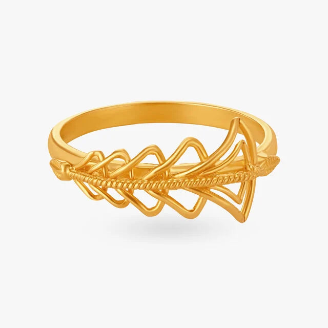 Unique Graceful Ring in Contemporary Abstract Shape