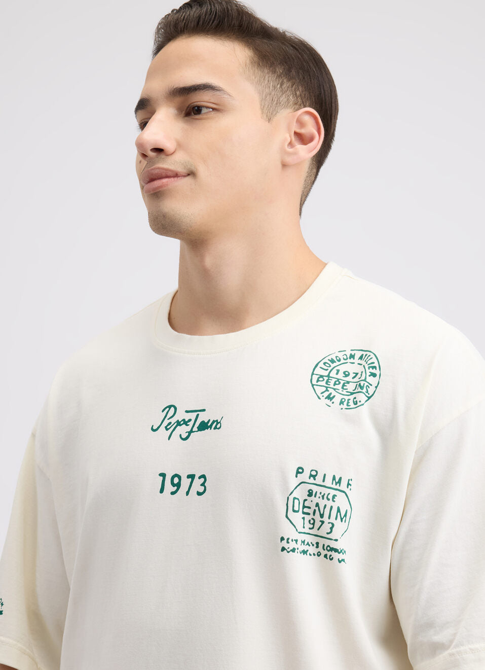 Streetwear Inspired Men’s Oversized Cotton T-Shirt in Off White with Graphic Print