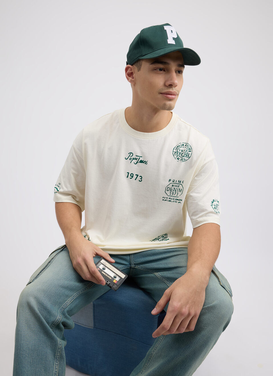 Streetwear Inspired Men’s Oversized Cotton T-Shirt in Off White with Graphic Print