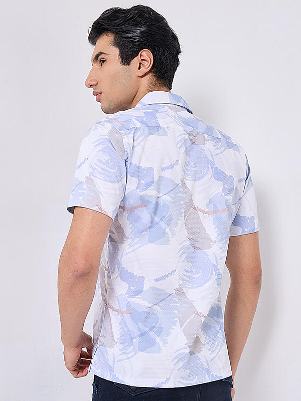 Fashionable Light Blue Slim Fit Shirt for Men with Modern Print Patterns