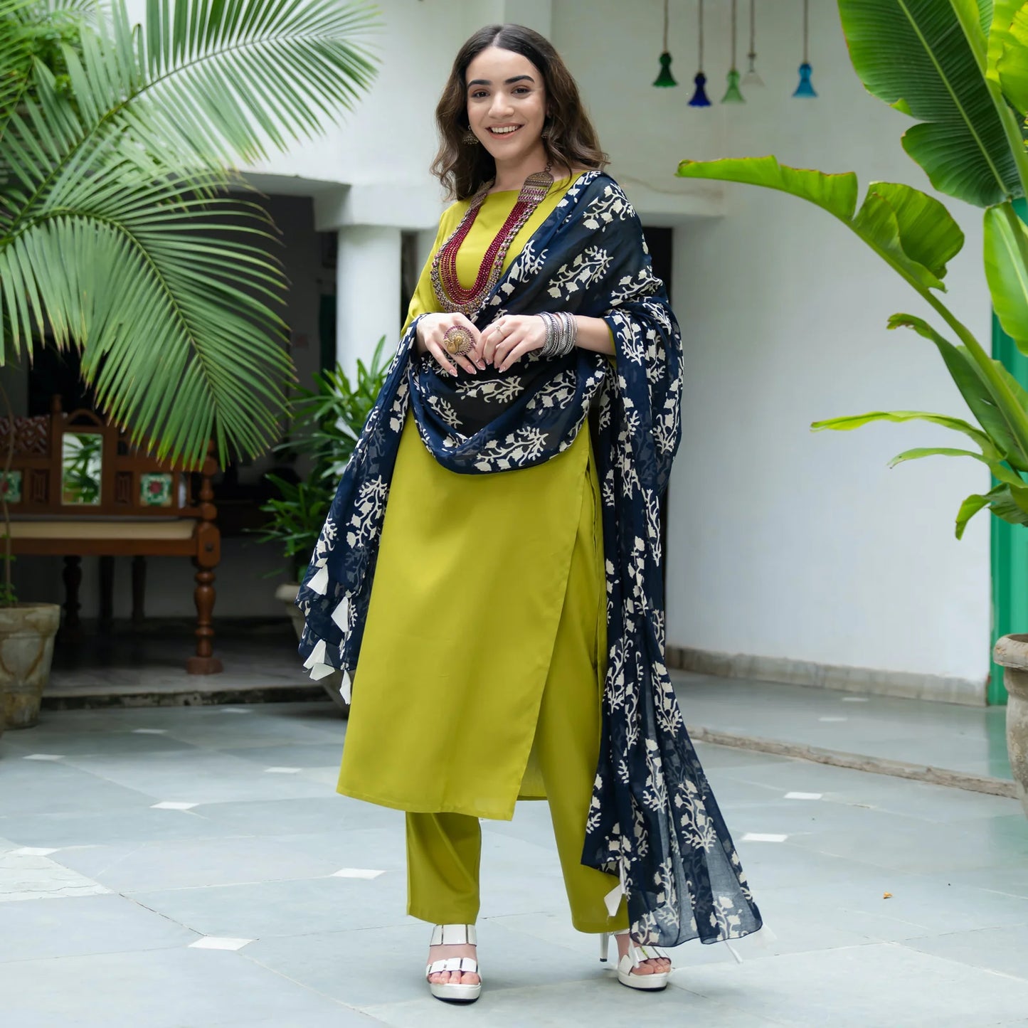 Olive Green Women’s Salwar Kurta Set with Indigo Dupatta Stylish Comfortable and Ideal for Traditional Occasions