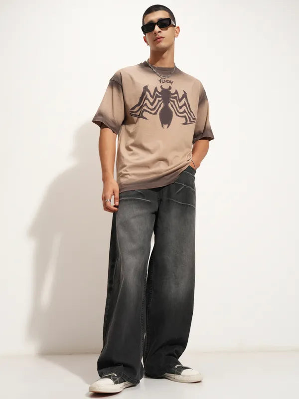 Casual Men’s Beige Oversized T-Shirt with Bold Venom Graphic Artwork and Relaxed Fit
