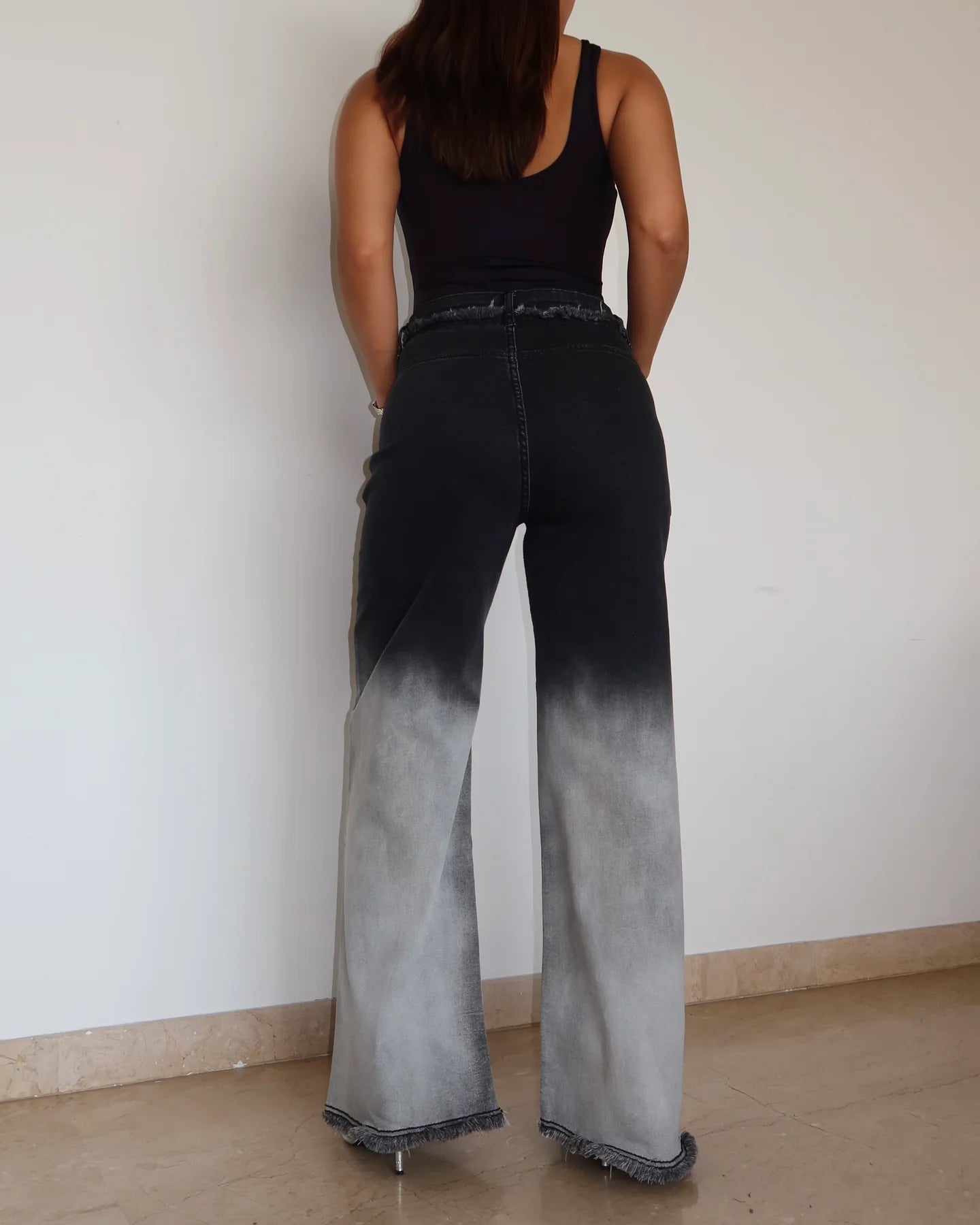 Women’s Relaxed Fit Bare Edge Ombre Wide Leg Jeans for Trendy Everyday Looks