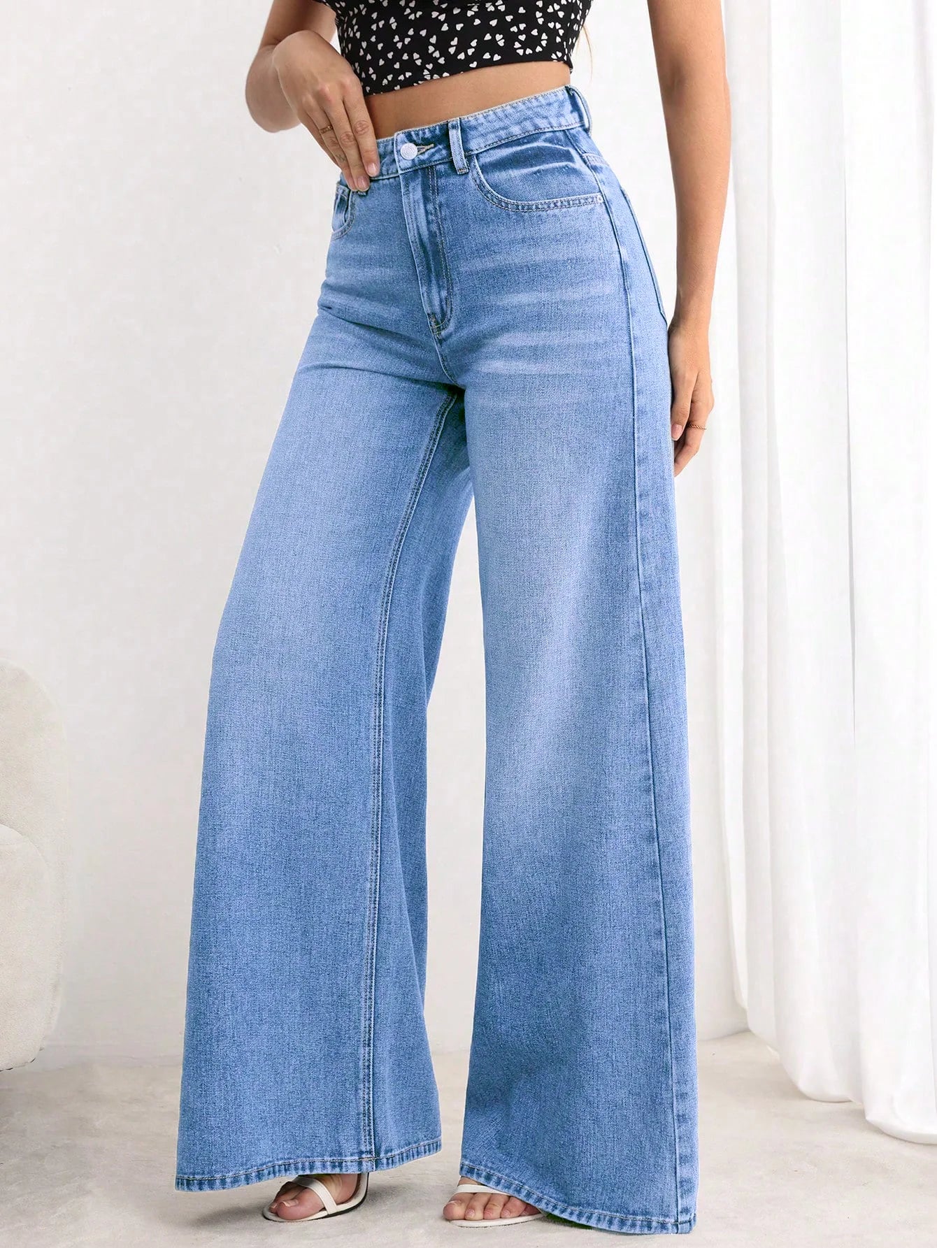 Stylish Women’s Sweet Static Extra Wide Leg Jeans Comfortable and Modern for Street Style