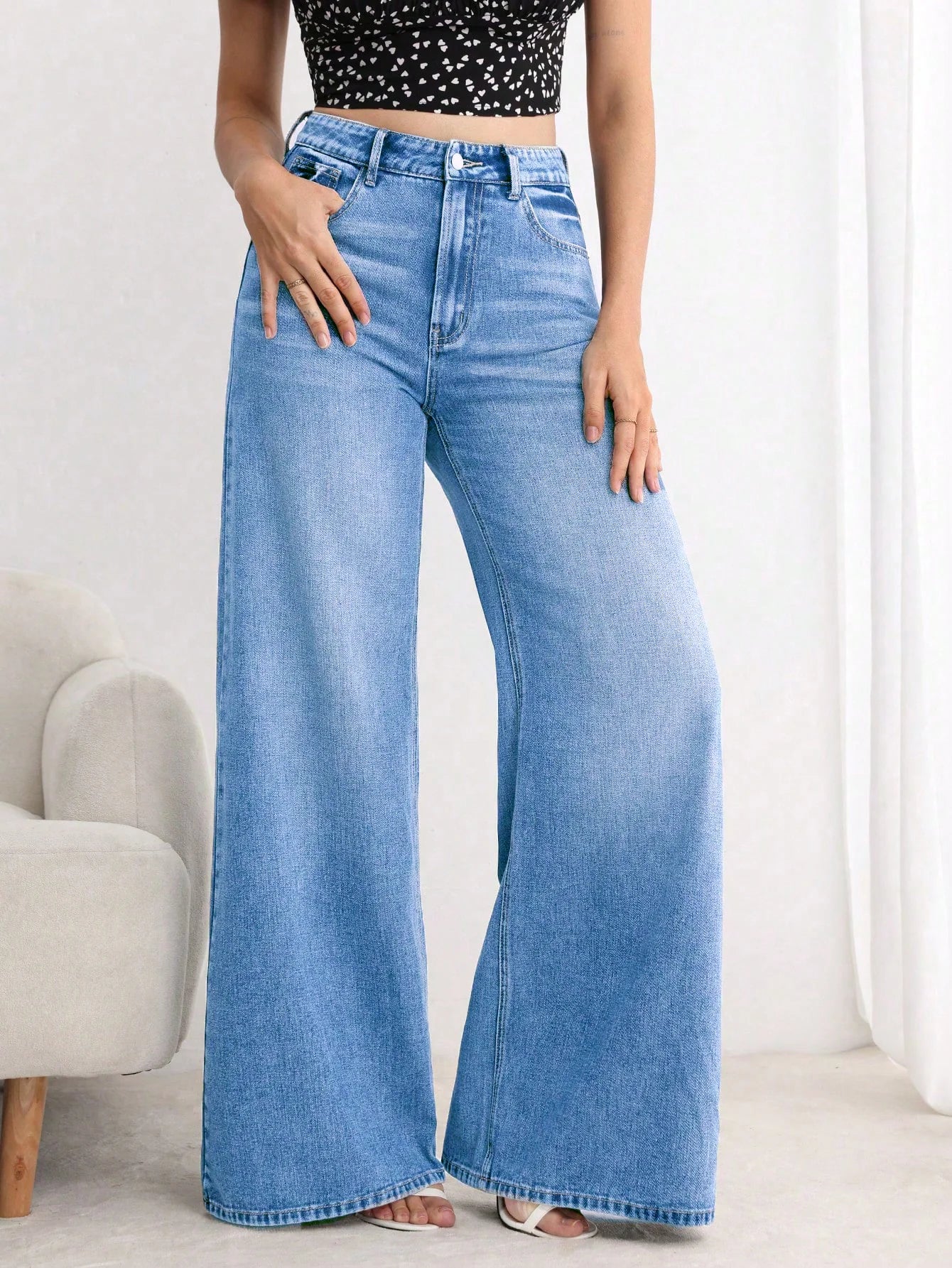 Stylish Women’s Sweet Static Extra Wide Leg Jeans Comfortable and Modern for Street Style