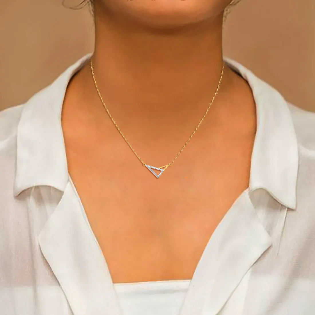 Elegant Diamond Pendant Necklace with Sleek Hallie Design