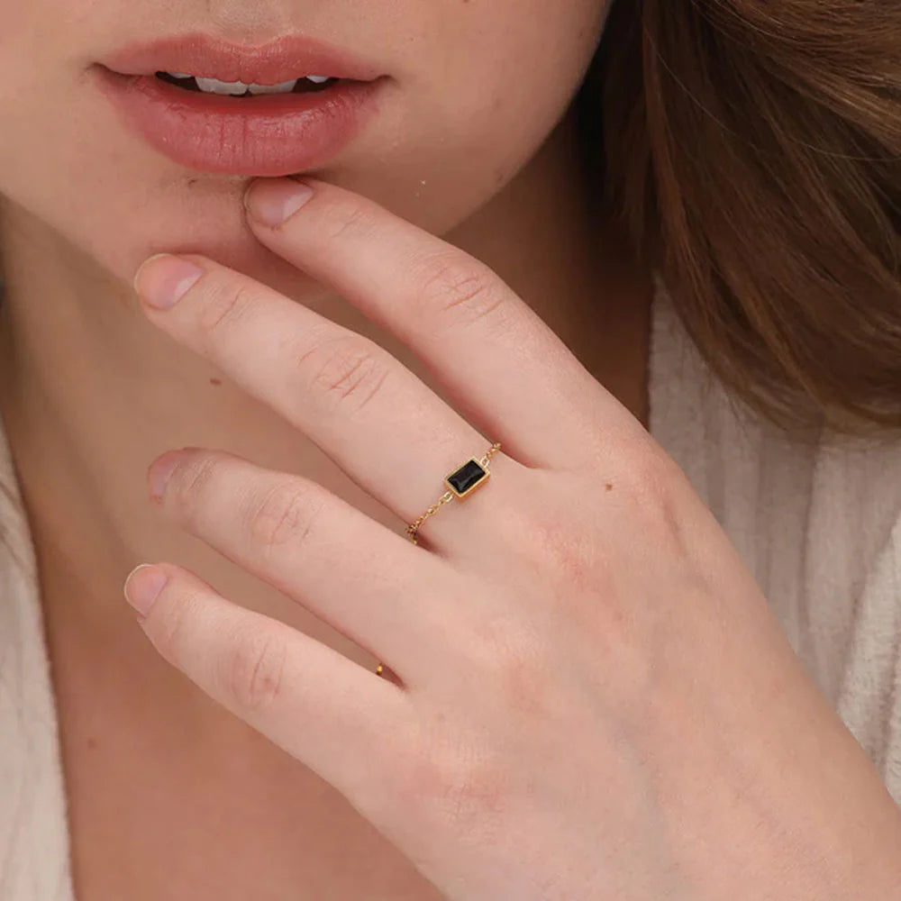 Adjustable Black Stone Chain Ring for Women Perfect for Casual and Party Outfits