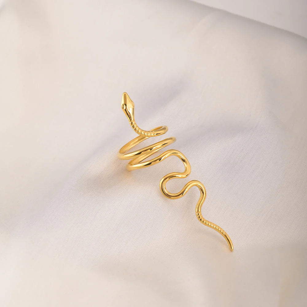 Intricate Golden Serpent Ring for Women Perfect for Evening and Party Looks