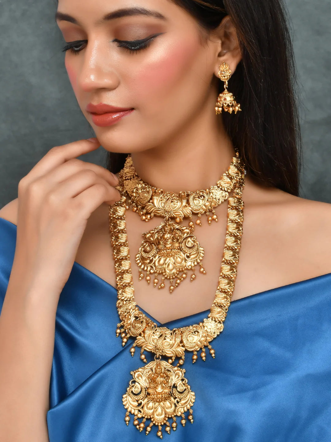 Luxurious Gold Plated Long Jewellery Set with Traditional Appeal