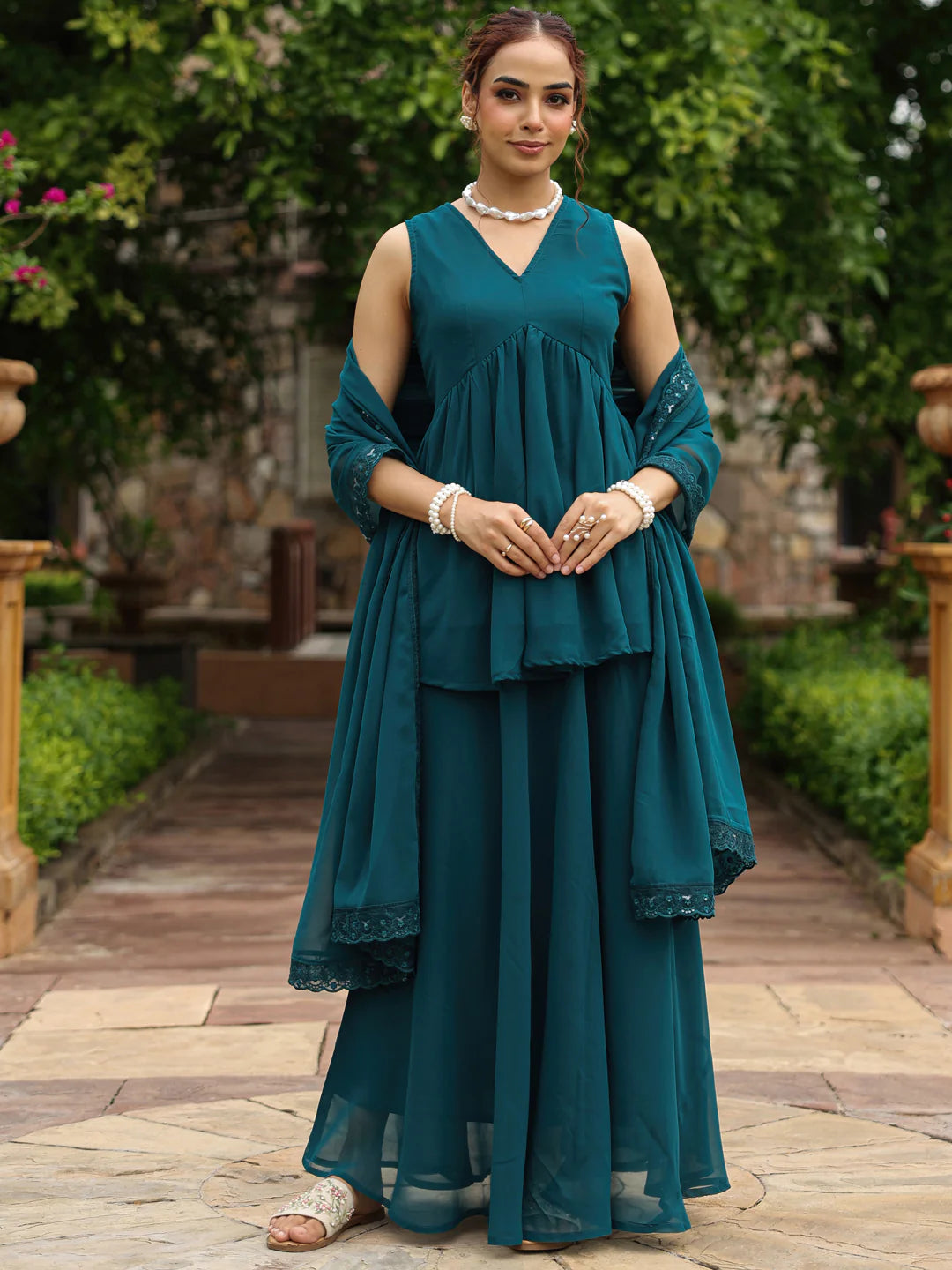 Trendy Women’s Peplum Short Kurta Skirt Set Stylish Comfortable and Ideal for Holiday and Party Outings