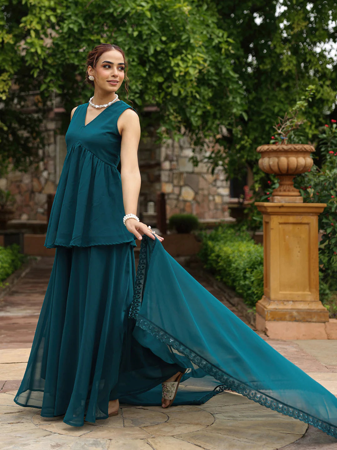 Trendy Women’s Peplum Short Kurta Skirt Set Stylish Comfortable and Ideal for Holiday and Party Outings