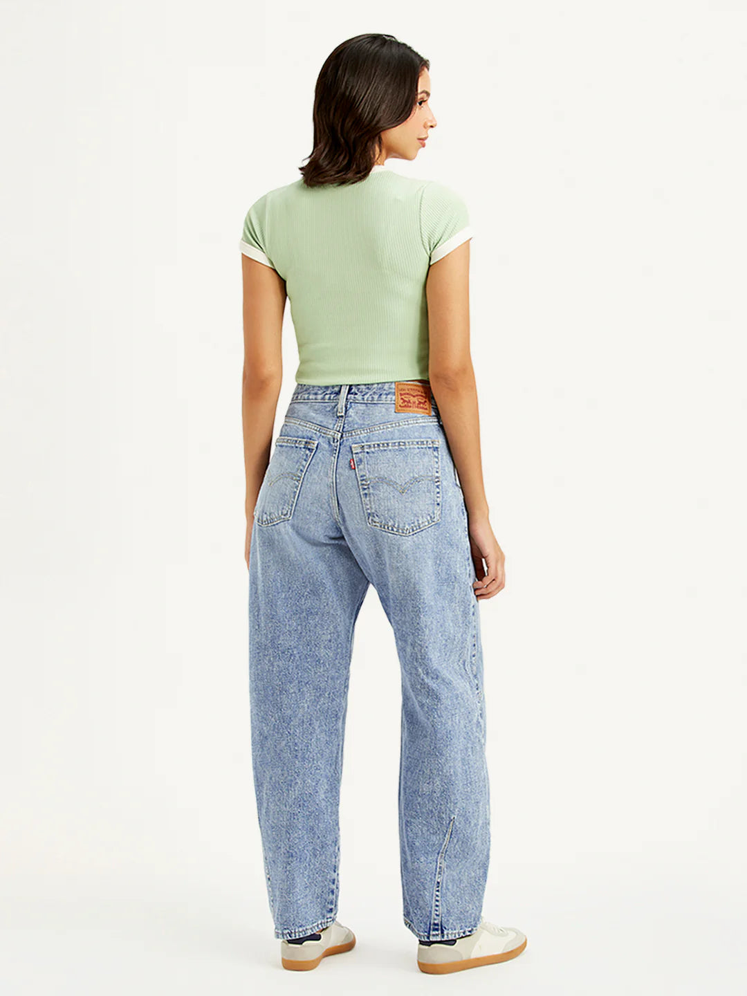 Casual Women’s Light Blue Baggy Dad Jeans with Mid Rise Barrel Fit for Work and Leisure