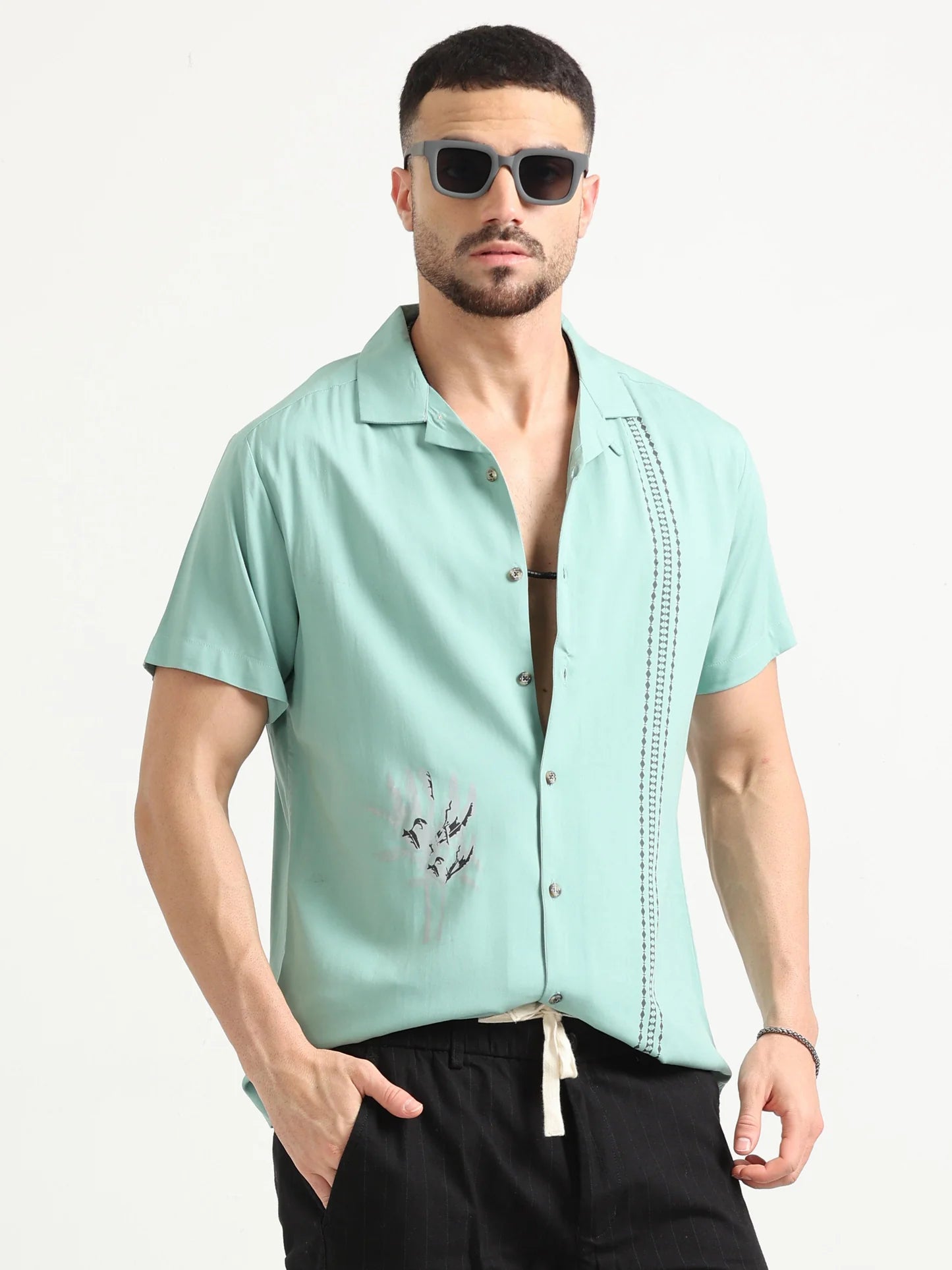 Stylish Relaxed Fit Green Cotton Viscose Printed Shirt Perfect for Summer Holidays and Casual Events
