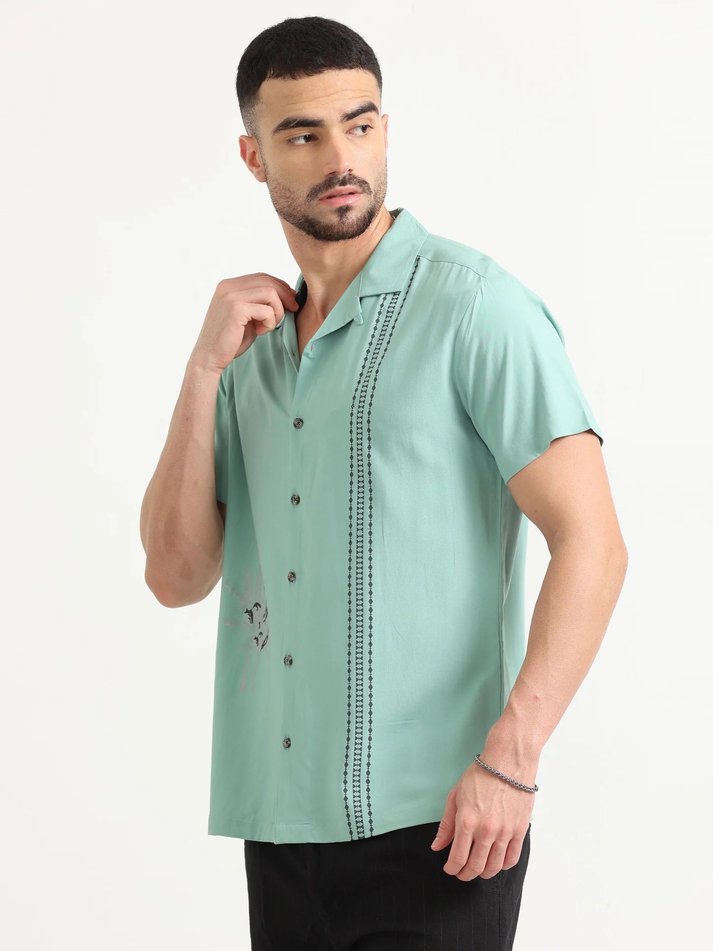 Stylish Relaxed Fit Green Cotton Viscose Printed Shirt Perfect for Summer Holidays and Casual Events