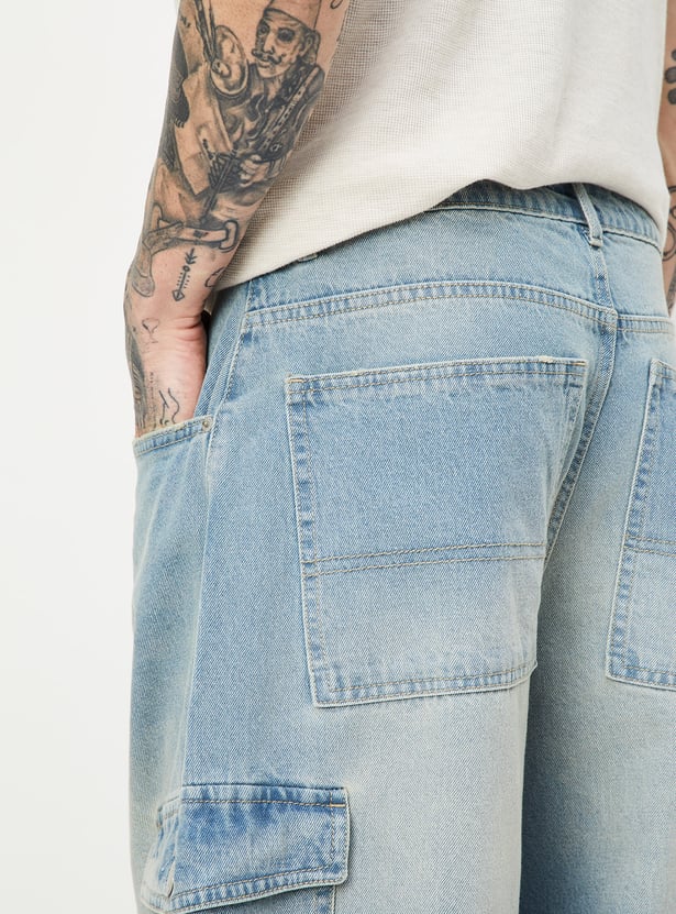 Relaxed Fit Men’s Washed Cargo Denim Jeans for Everyday Comfort