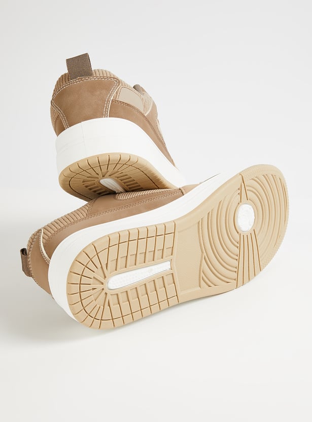 Lightweight Men Colorblock Sneakers for Gym Training and Active Lifestyle