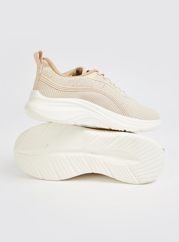 Sporty Men Mesh Sports Shoes for Outdoor Running, Training, and Fitness