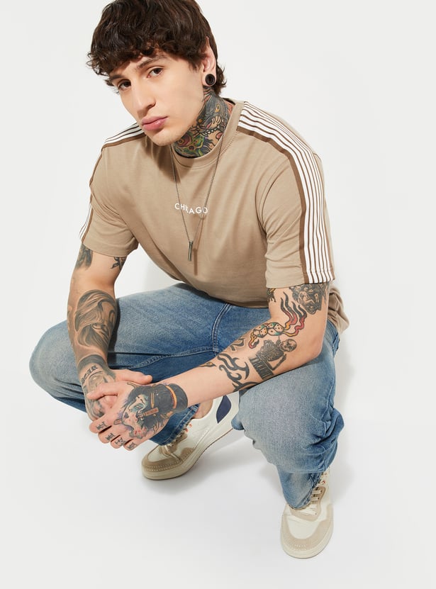 Men’s Casual Side Stripe Detailed T-Shirt with Relaxed Cotton Fabric