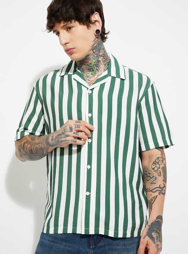 Versatile Men Striped Relaxed Fit Casual Shirt Lightweight Stylish and Comfortable