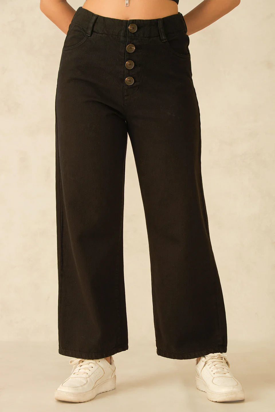 Trendy Women’s Cotton Black High Waist Ankle Jeans for Layering and Casual Outfits