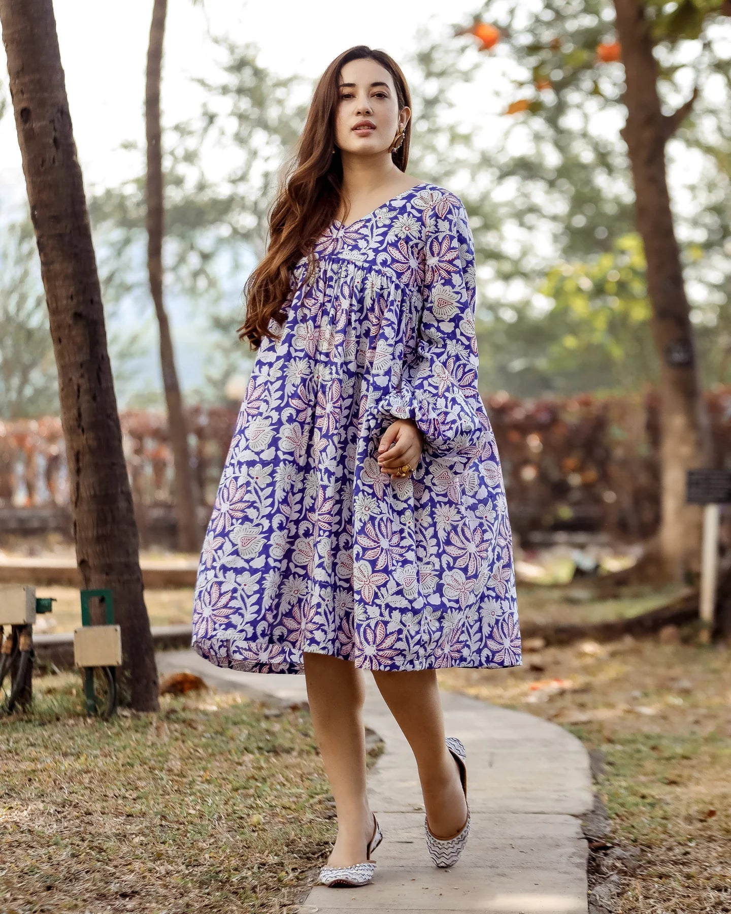 Soft Cotton Dress with Balloon Flower Prints Lightweight and Breathable Design