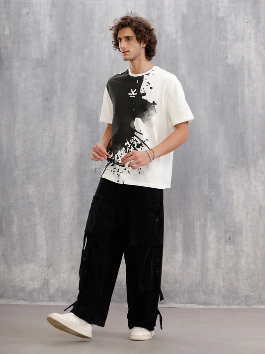 Stylish Off-White Oversized T-Shirt for Men Graphic Placement
