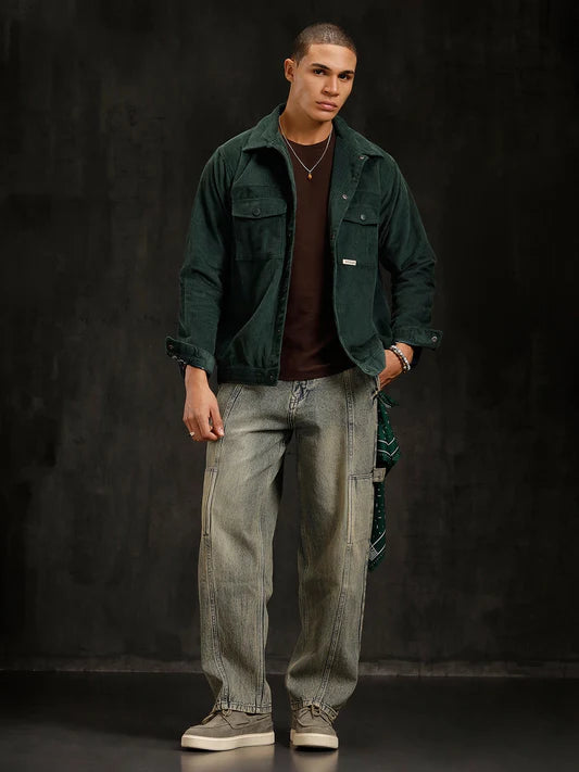 Fashionable Loose Fit Blue Denim Jeans for Men with Slanted Pockets