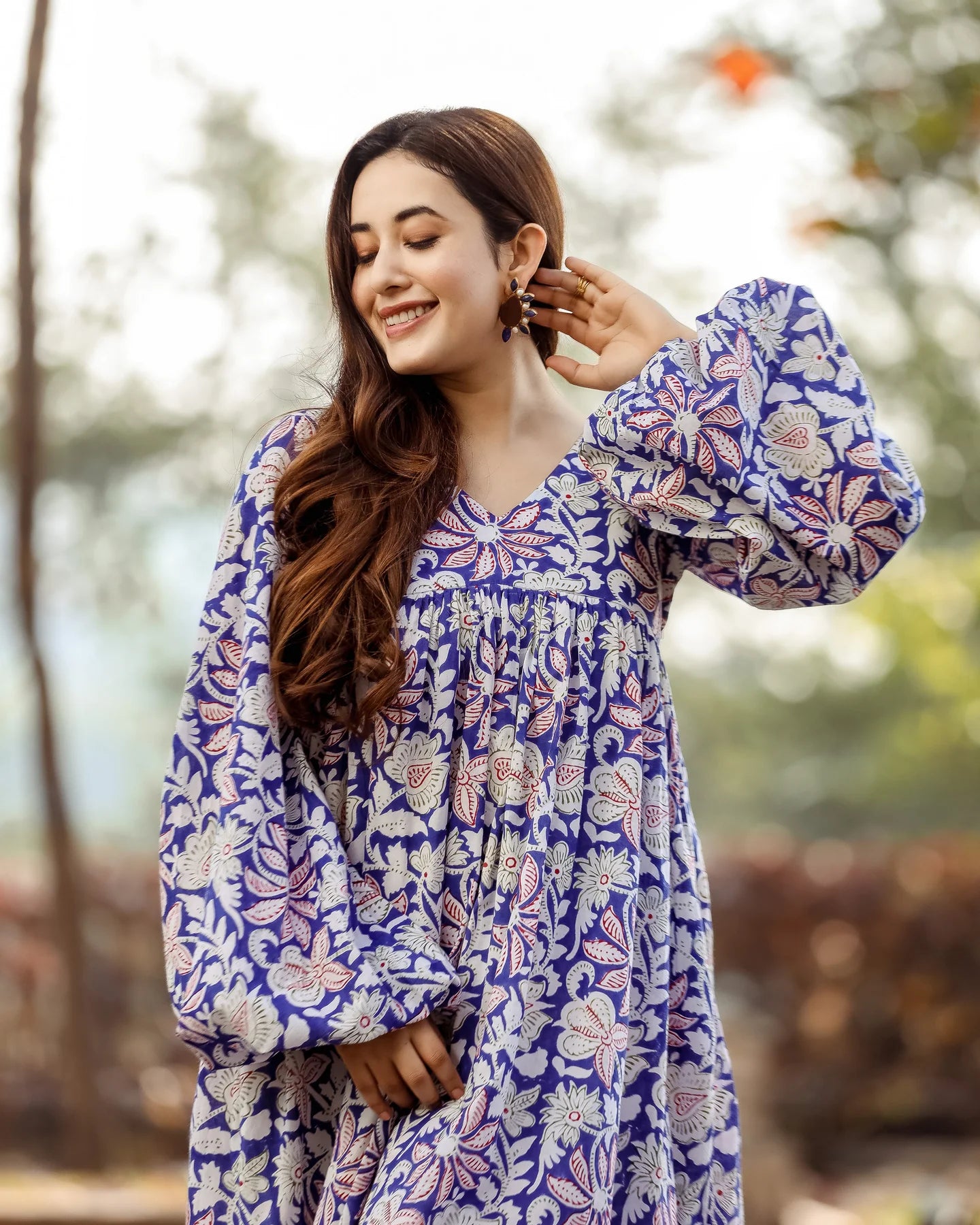 Soft Cotton Dress with Balloon Flower Prints Lightweight and Breathable Design