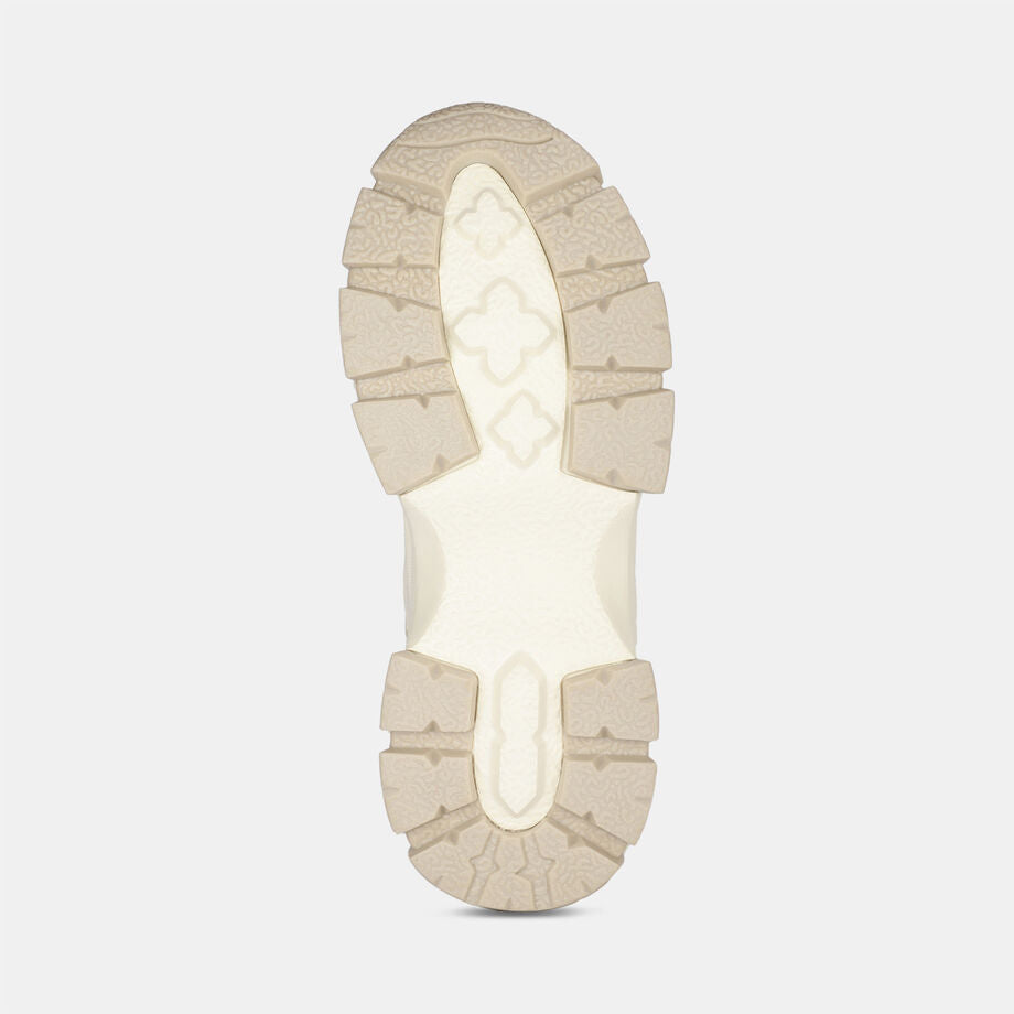 Fashionable Beige Casual Sneaker Shoes for Women with Versatile Style for Travel and Street Fashio