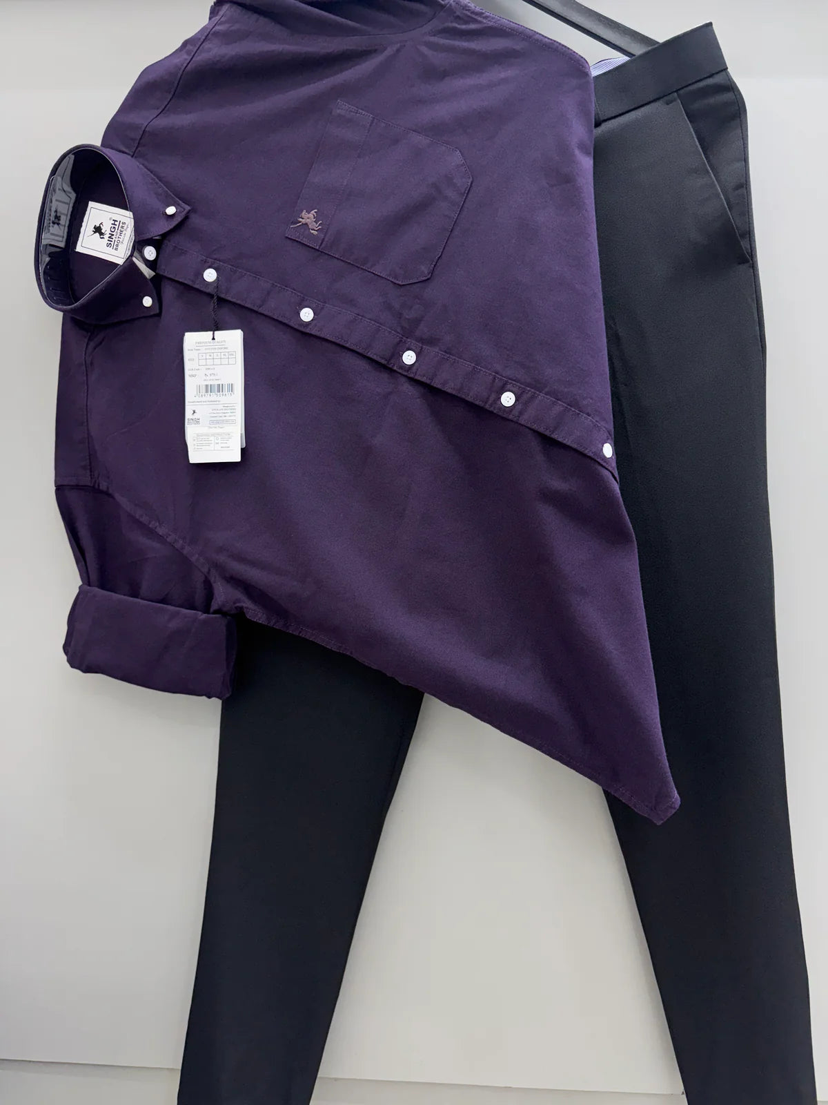 Classic Men’s Cotton Oxford Formal Shirt with Black Pant Two-Piece Outfit for Professional Look