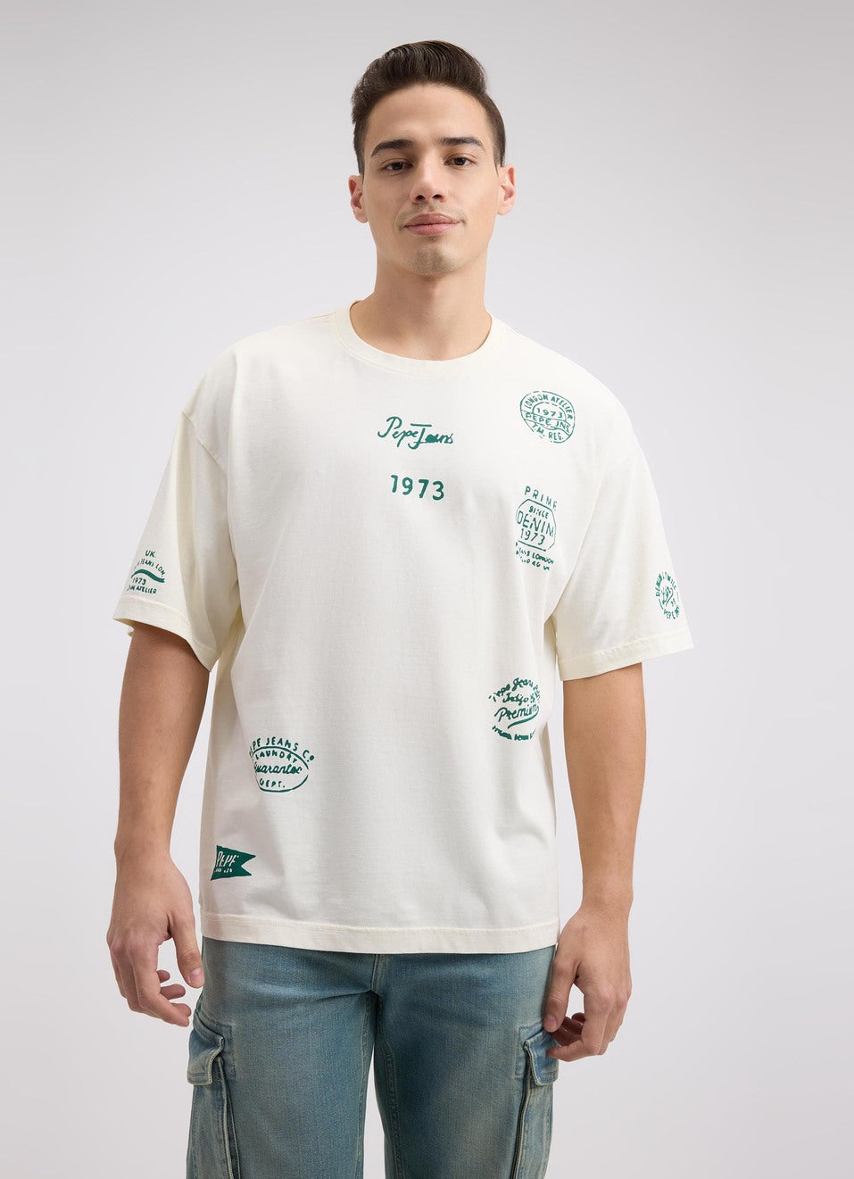 Streetwear Inspired Men’s Oversized Cotton T-Shirt in Off White with Graphic Print