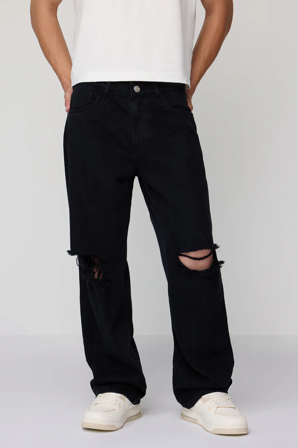Fashionable Black Baggy Straight Jeans for Men Worn-In Look