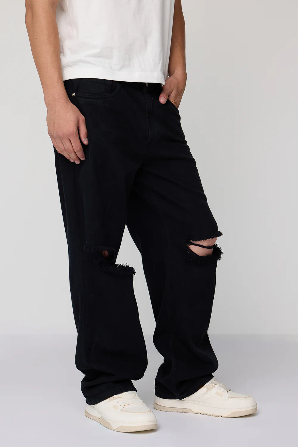 Fashionable Black Baggy Straight Jeans for Men Worn-In Look
