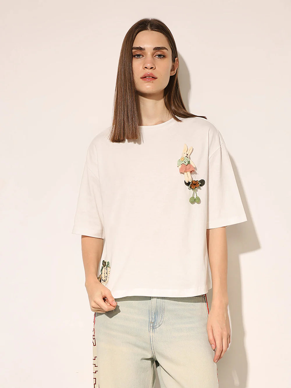 Casual White Applique Loose Fit Boxy T-Shirt for Women