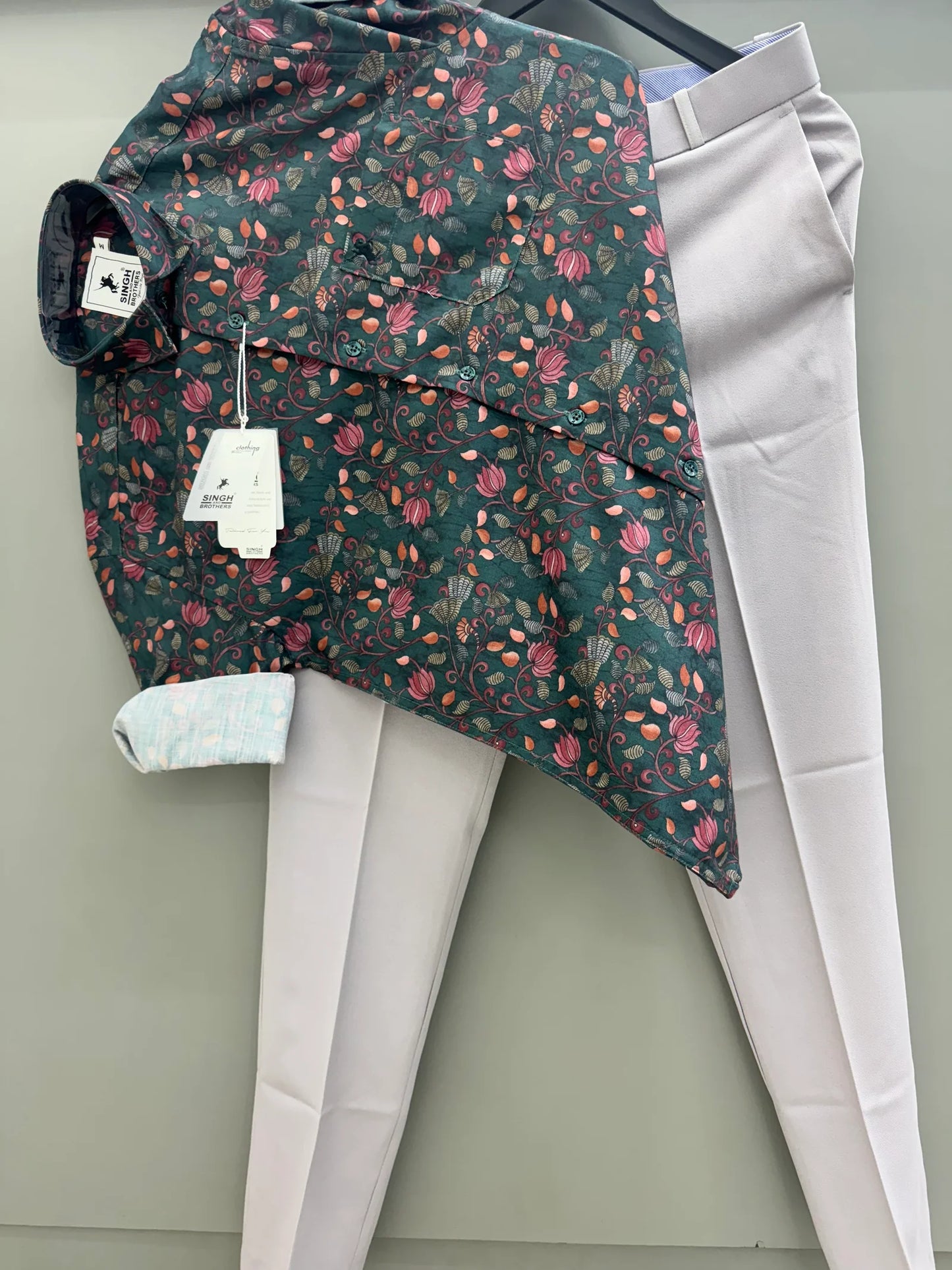 Comfortable Men’s Two Piece Outfit with Green Flower Arabic Printed Shirt and Pale Gray Pant