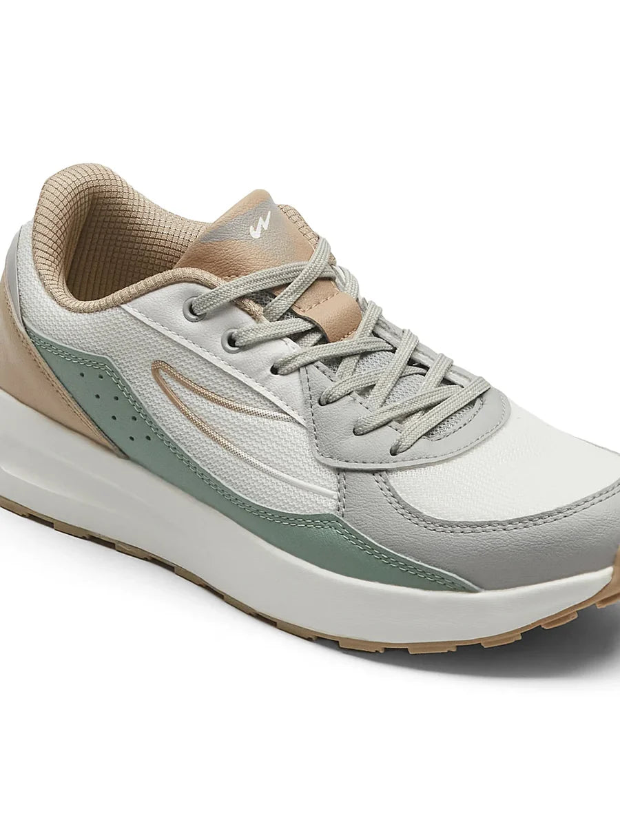 Fashionable White Sneakers for Men Perfect for Travel and Leisure