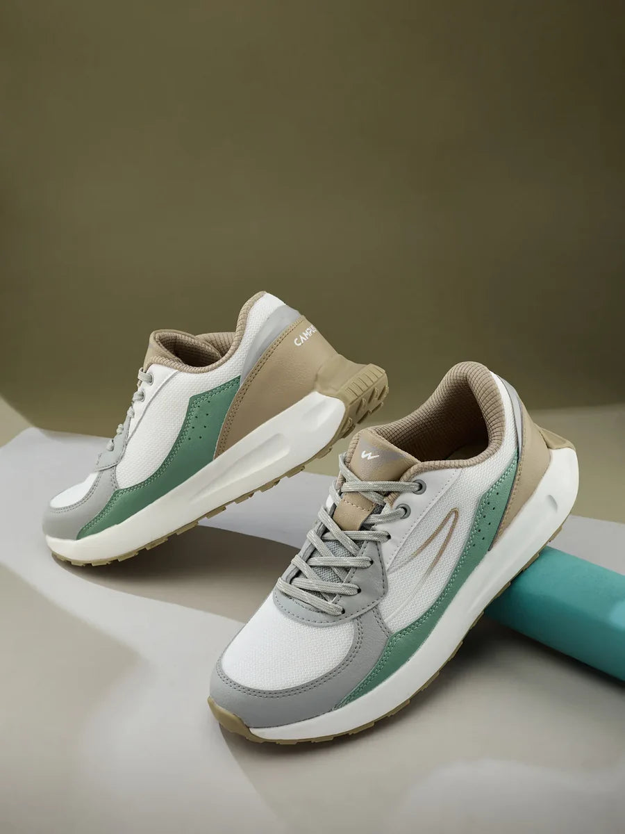 Fashionable White Sneakers for Men Perfect for Travel and Leisure