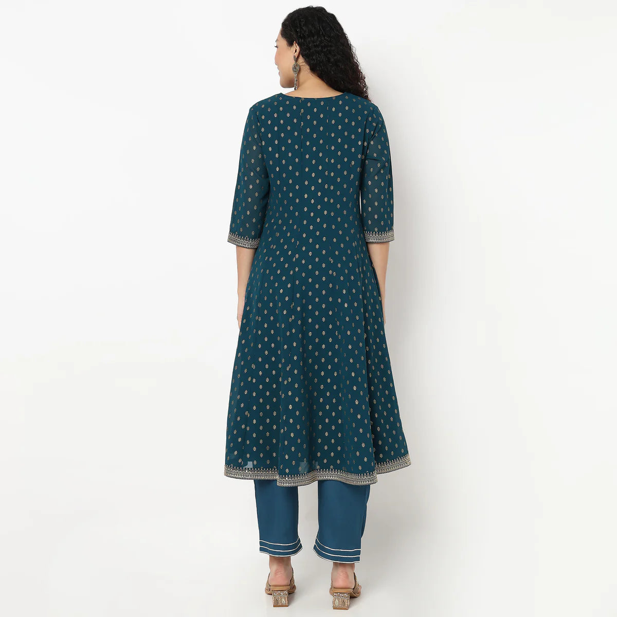 Elegant Foil Print V Neck Flared Kurta Perfect for Festive Occasions and Party Wear