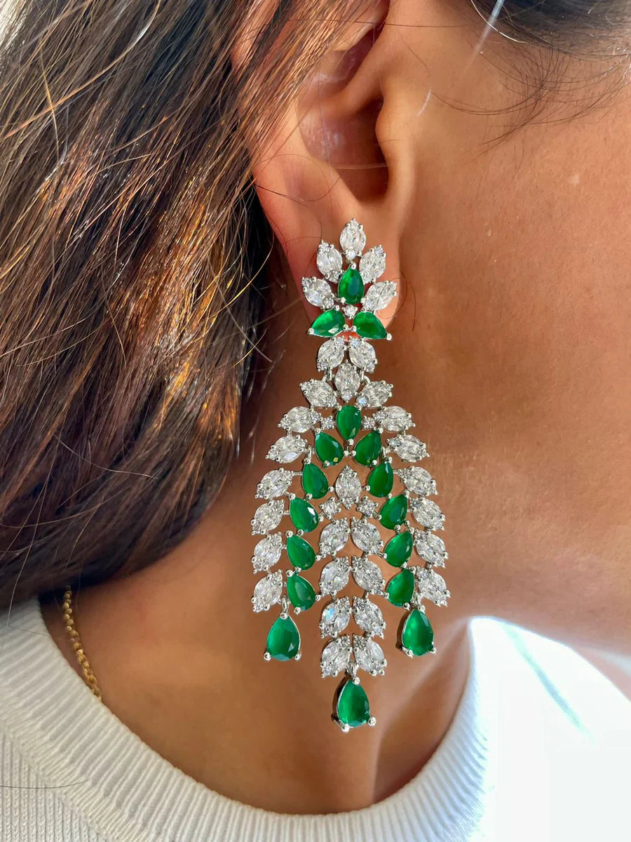 Elegant Emerald Drop Necklace Set with Heart Shaped Diamond Accents