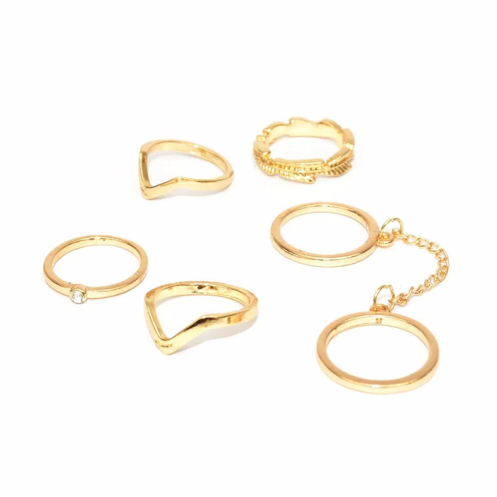 Minimalist Gold Midi Rings Stylish Jewelry Piece Ideal for Casual and Party Wear