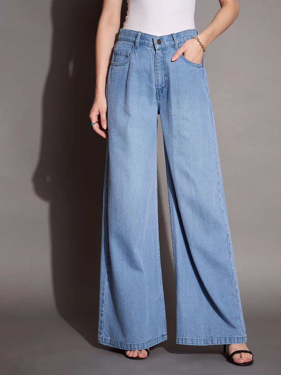 Trendy Blue Low Waist Wide Leg Jeans for Women Lightweight Stylish and Modern