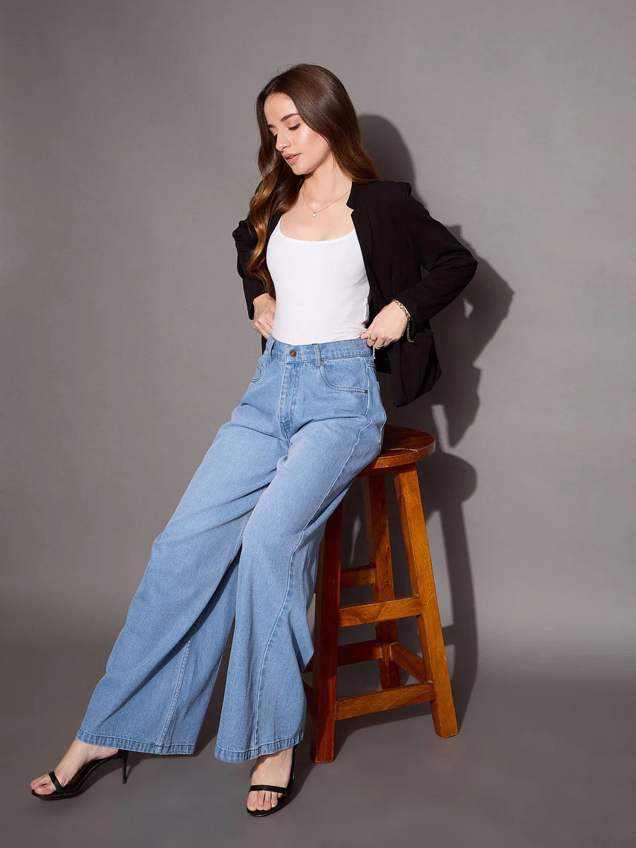 Trendy Blue Low Waist Wide Leg Jeans for Women Lightweight Stylish and Modern