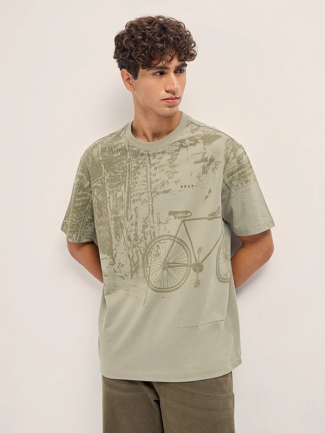 Men’s Beige Crew Neck T-Shirt with Bicycle Graphic Print