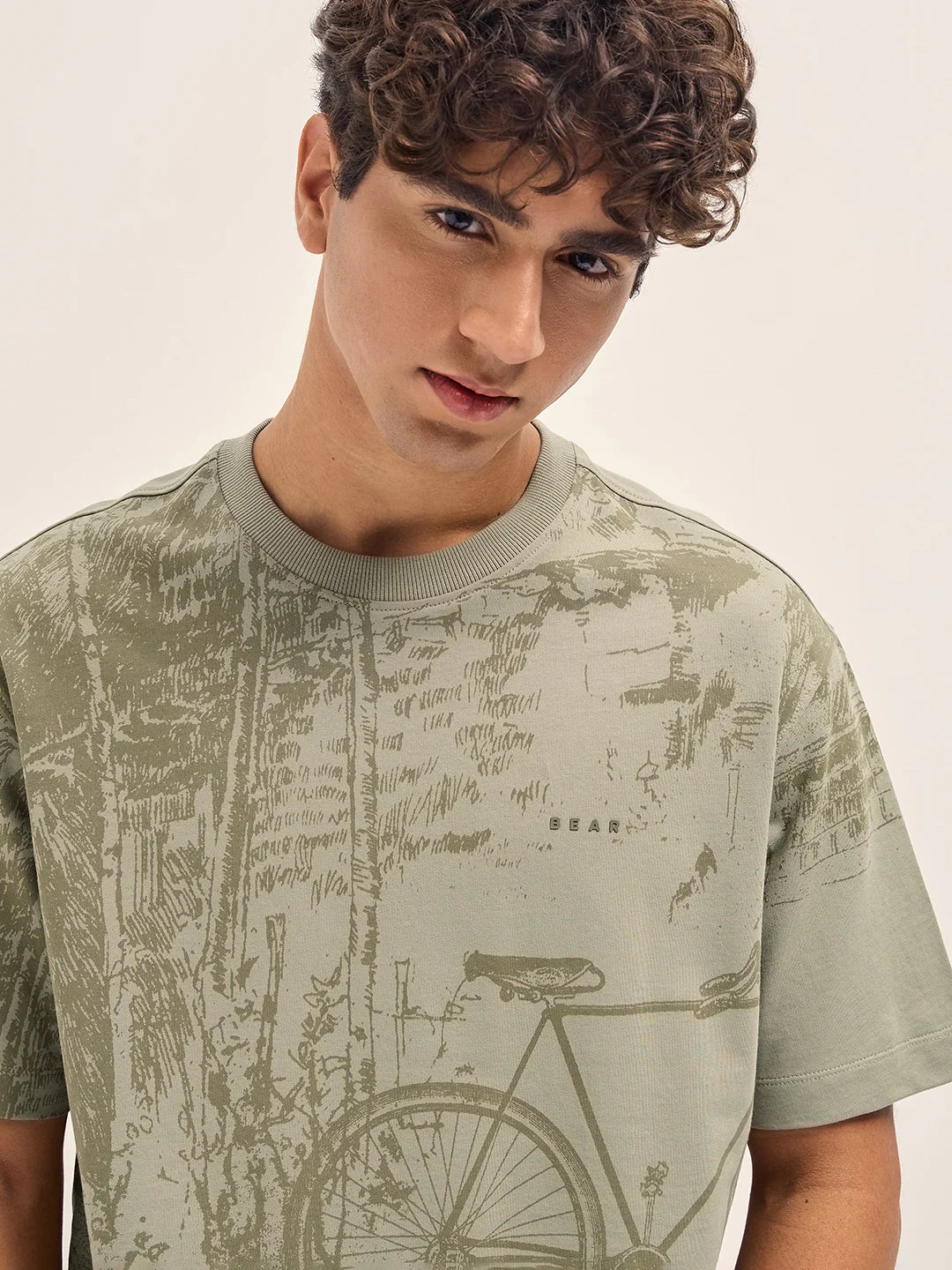 Men’s Beige Crew Neck T-Shirt with Bicycle Graphic Print